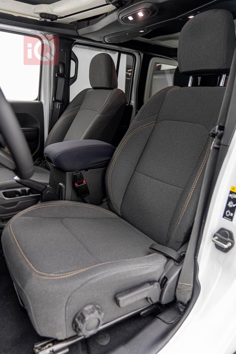 جیپ رانگلەر